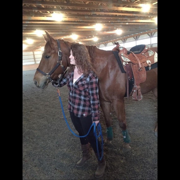 Meet your Posher, Audrianna - Picture 5 of 5